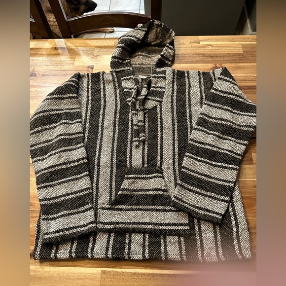 Mexican Black & White  Baja Sweater | Men’s XL - Picture 2 of 4